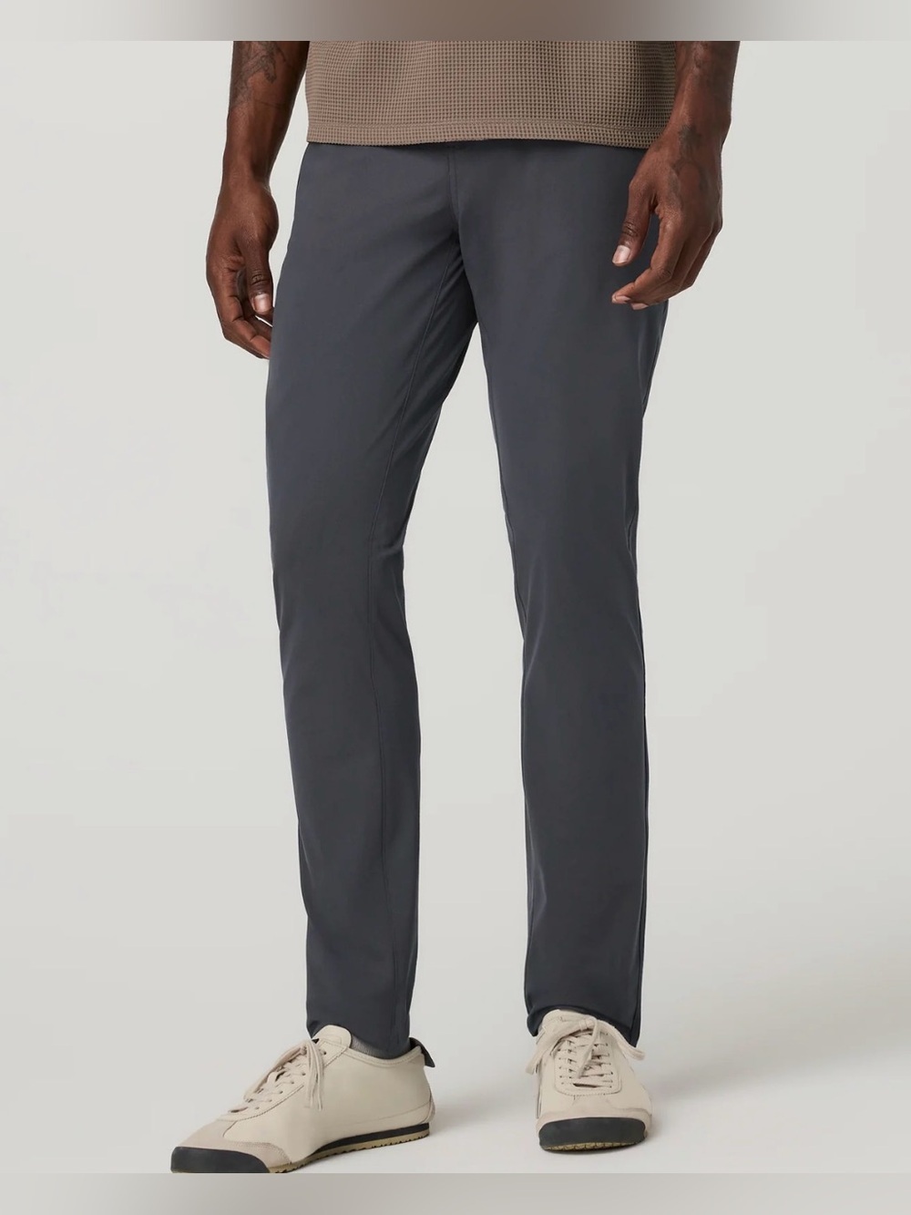 Vuori Meta Pant Athletic Slim Fit In Charcoal Color . Size 36